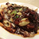 チャイナ 三丁目 - 【'12/12/21撮影】サービスランチ 1000円 のナマ牡蠣の黒豆ソース炒め