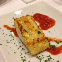 ソプラアクア - ユリ根と生ハムのホワイトソースのパイ包み焼き