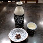 小樽・蕎麦屋・籔半 - 蕎麦屋 藪半 「日本酒熱燗（北力）」