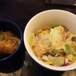 うみからそらへ - サラダと小鉢（ヒラアジの南蛮漬）