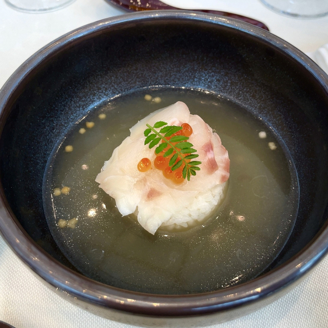 江東区豊洲、ミシュラン一つ星の披露宴会食、キュイジーヌ