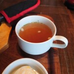 Hokkaidou Kittin Yoshimi - ベーコンと玉ねぎが旨味を奏でるスープ。