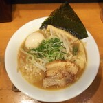 つけ麺 まぜ郎 ぎんや - ●濃厚ラーメン880円（税込み）
      ●半熟味付玉子100円（税込み）