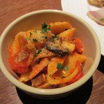 ハタケ青山 - キノコのトマトソース、コンキリエ