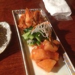 焼肉レストラン エポック - キムチ盛合せ