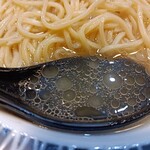 ラーメン おこじょ - 澄んだ鹿コンソメスープ。