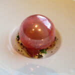 ラ メゾン ドゥ グラシアニ - Avant dessert Pomme 神鍋りんごと黒トリュフのソルベ　飴細工 神鍋りんごのコンフィチュール