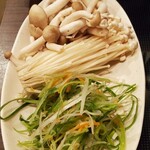 Gyuushabu Gyuusuki Tabehoudai Tajimaya - セルフのお野菜