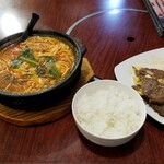 中国家庭料理 楊 - 全体図。