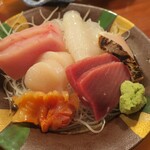 魚正 - 右の炙ったのはさわらです