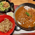 煉 - 「肉タンタン納豆カレーランチミニ蕎麦サラダ付」850円
