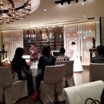 レストランひらまつ - 店内