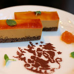 フラクタル - クルミのキャラメルムースケーキ（サンタバージョン）480円