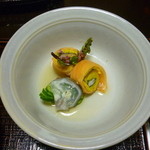 Ryokufuusou - 酢物（サーモン菊花巻き、じゃばら胡瓜、氷頭