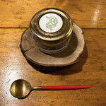 Terroir愛と胃袋 - 洋梨のグラニテ