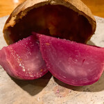 Terroir愛と胃袋 - 赤蕪の塩釜焼き<クレイジーファーム石毛さんの愛真紅>