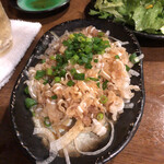 大衆酒場 肉番長  - ミミガーポン酢