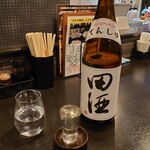 呑酒場 ウル虎 - 田酒　特別純米　400円