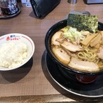 Aka shamoji - 濃厚肉中華そば大盛＋半ライス