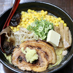 Sapporo Ramen Ezo Men Rokku - みそバターコーン