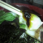 赤乃れん - お雑煮のお餅の香ばしい部分