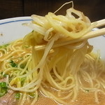 中華そば たこ坊主 - 淡麗スープにストレート麺と細もやし