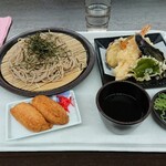 馬鹿値食堂 - 全体図。