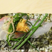 はらまさ - 昼：お造り（平目、海苔と薬味（青ねぎ・茗荷・）スプラウト、あん肝）を海苔で巻いて