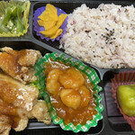 友心 - 【中華弁当】今週は、油淋鶏、海老チリ、焼売でした！