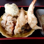 草庵 - 日替わりランチの天ぷら