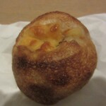 Boulangerie Artisan'Halles - ベーコンとチーズのパン