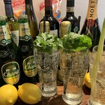 海南鶏飯本舗 - 