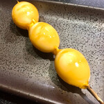 三酉屋 - うずら卵165円