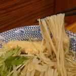 Sakanoue Unique - 多加水の四角い断面の細ストレート麺！