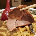 ラーメン凪 - チャーシューリフト