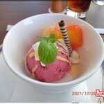 フランス料理 ヴォジュール - トリプルベリーシャーベット