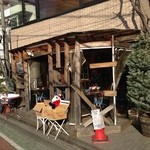 cafe＋元気食堂 おまもり - 外観です