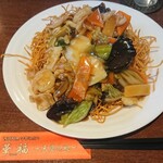 天空の風 Chinese Dining - 揚げそば五目あんかけ¥860+税