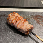 焼き鳥 うま中 - せせり？