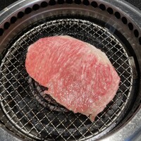 兜 中目黒店 - ザブトンの焼きすき焼きを焼いたところ