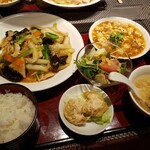 中国料理 青冥 - 焼そばランチ1250円