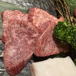 七輪焼肉やまや - 厚切りロース