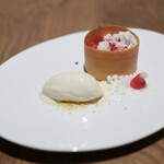 Itsuki - ２０２１年１２月再訪：苺 ゴルゴンゾーラ☆