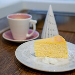 ラプティットシュルプリーズ - スフレチーズケーキ