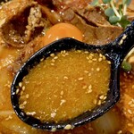 味噌乃マルショウ - 濃厚な千日味噌のスープに辛みがプラスされています。辛みは、ピリ辛といった感じ。