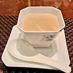 中国料理 桃李 - 気仙沼ふかひれと白菜のスープ