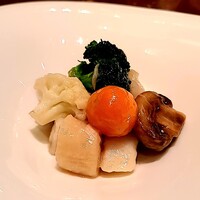 中国料理 桃李 - 猿払産ホタテとアカイカの塩炒め