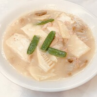 新橋亭 - 蟹肉と豆腐の煮込み