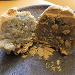 仲佐 - 蕎麦まんじゅう(断面)