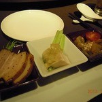 京鼎樓 - ぐるナイ「ゴチバトル」放送記念・前菜三種